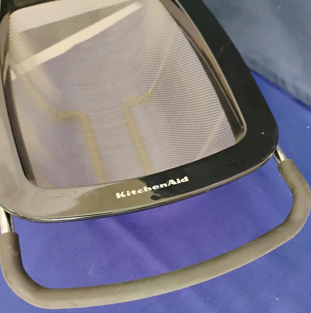 KitchenAid Expandable Colander - Picture 6 of 8